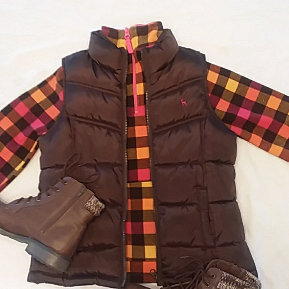 Girls Old Navy Puffer Vest (S:10-12)